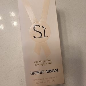 Si Rose Signature